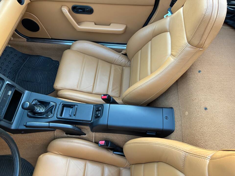 Image 19/23 of Mazda MX-5 1.6 (1992)