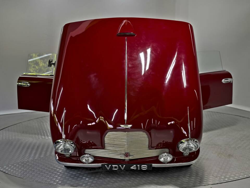 Image 17/50 de Aston Martin DB 2 Vantage (1953)