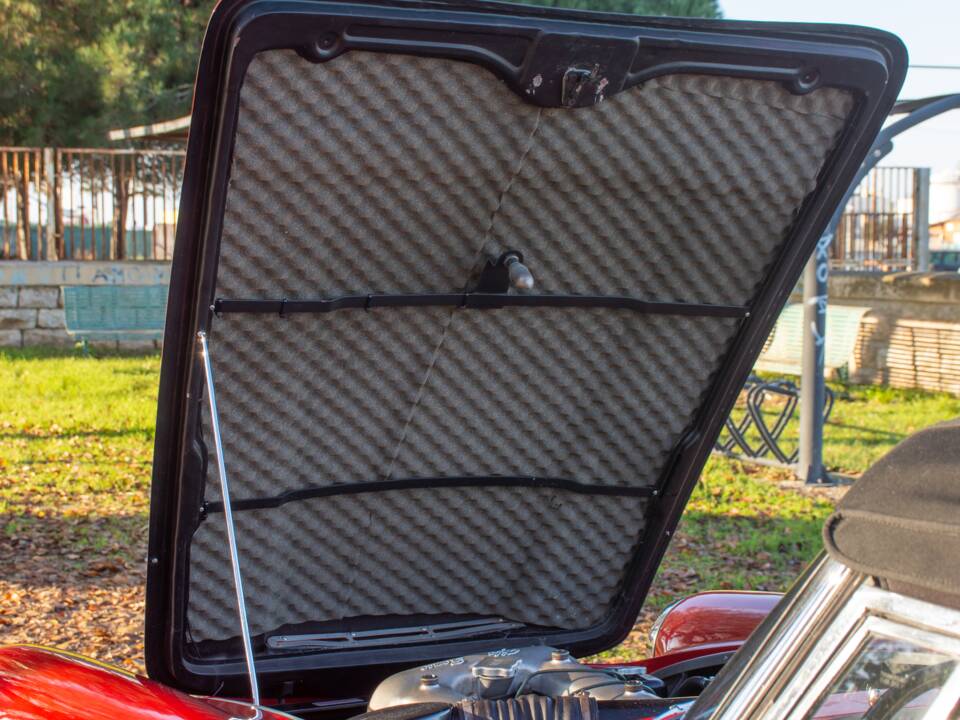 Immagine 65/94 di Alfa Romeo 2600 Spider (1964)