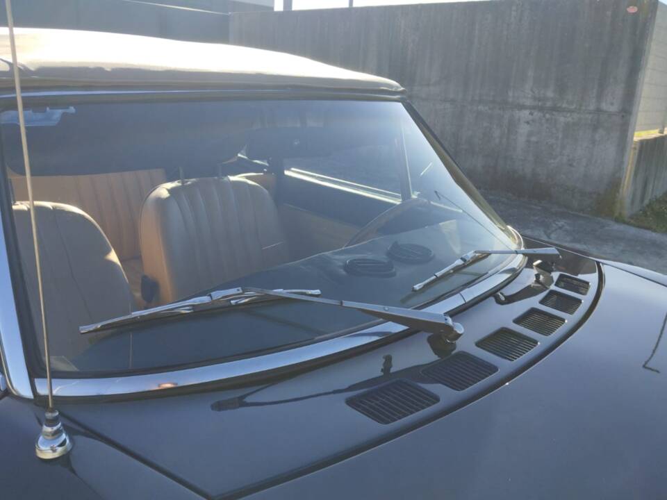 Image 29/42 of FIAT 124 Spider CS1 (1975)