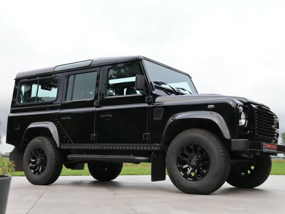 Bild 29/50 von Land Rover Defender 130 Double Cab (2007)