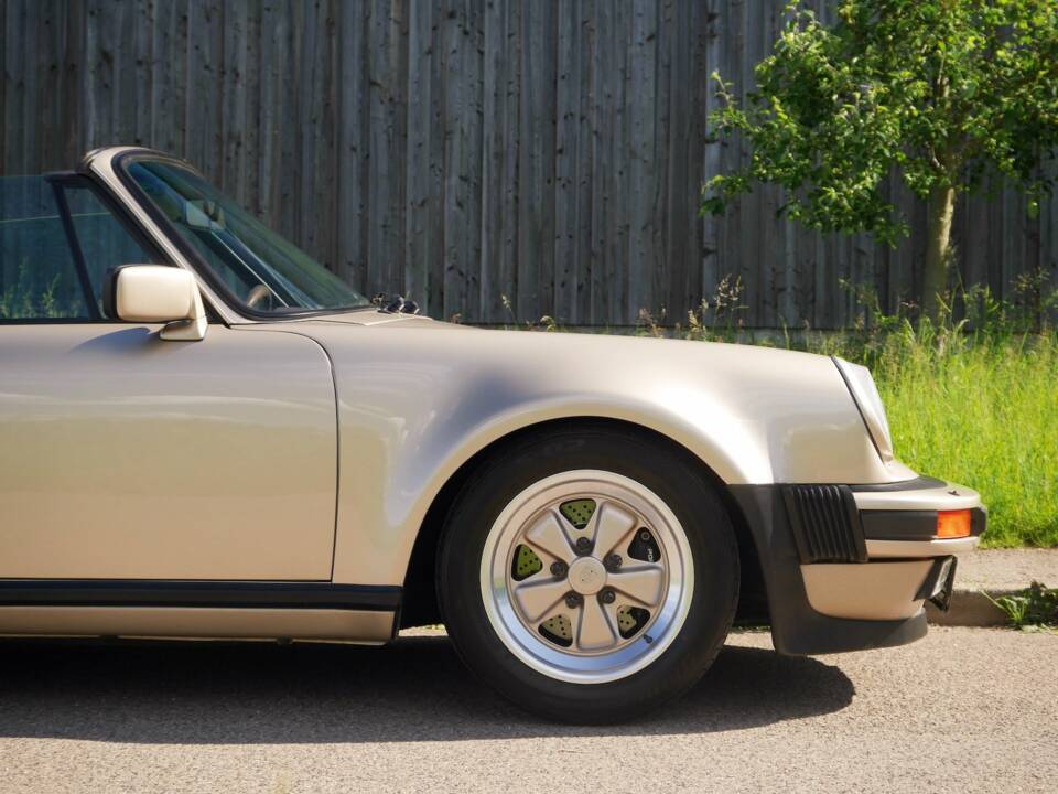 Imagen 4/30 de Porsche 911 Carrera 3.2 (WTL) (1988)