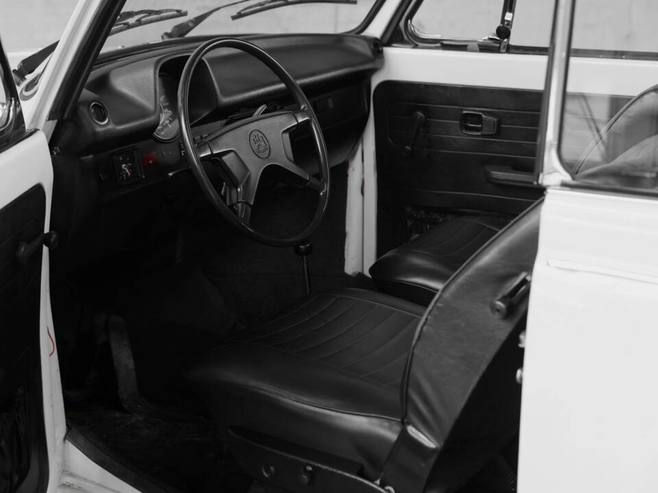Bild 19/32 von Volkswagen Käfer 1303 (1975)