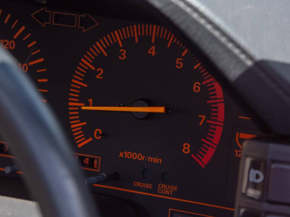 Image 21/50 of Nissan 300 ZX Turbo (1987)