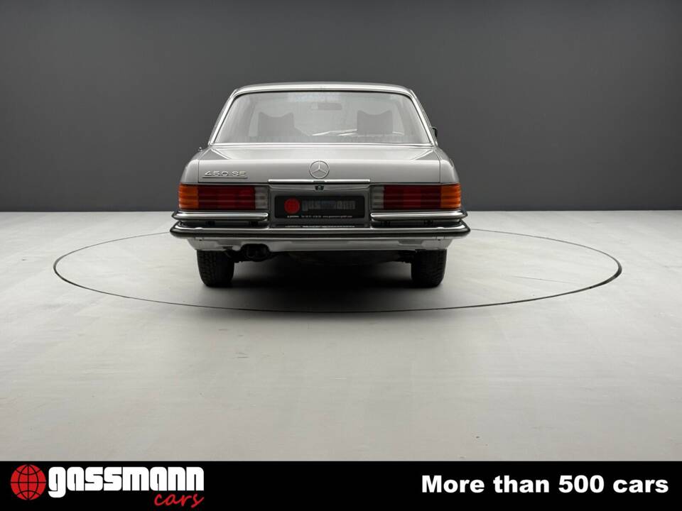 Image 6/15 de Mercedes-Benz 450 SE (1977)