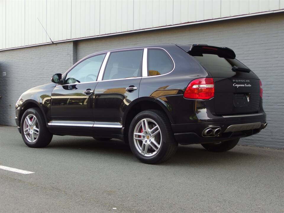 Imagen 3/97 de Porsche Cayenne Turbo (2007)