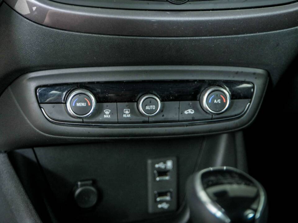 Immagine 20/50 di Opel Crossland X 1.2 Turbo (2019)