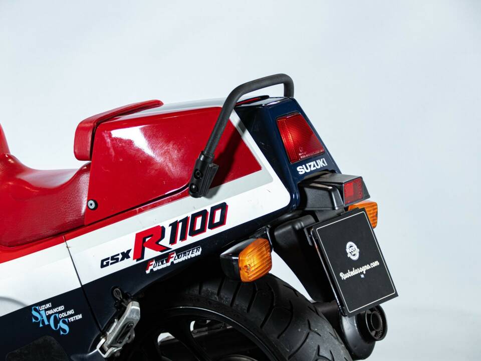 Afbeelding 18/50 van Egli-Suzuki GSX-R 1100 (1986)