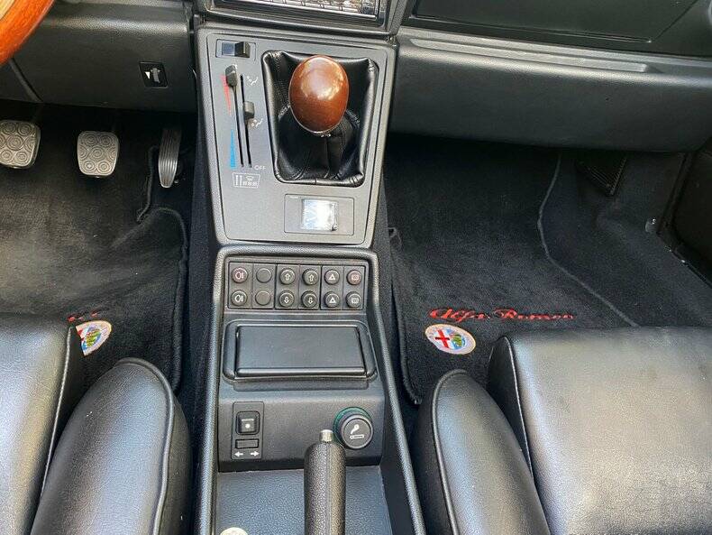 Immagine 40/50 di Alfa Romeo 2.0 Spider (1993)