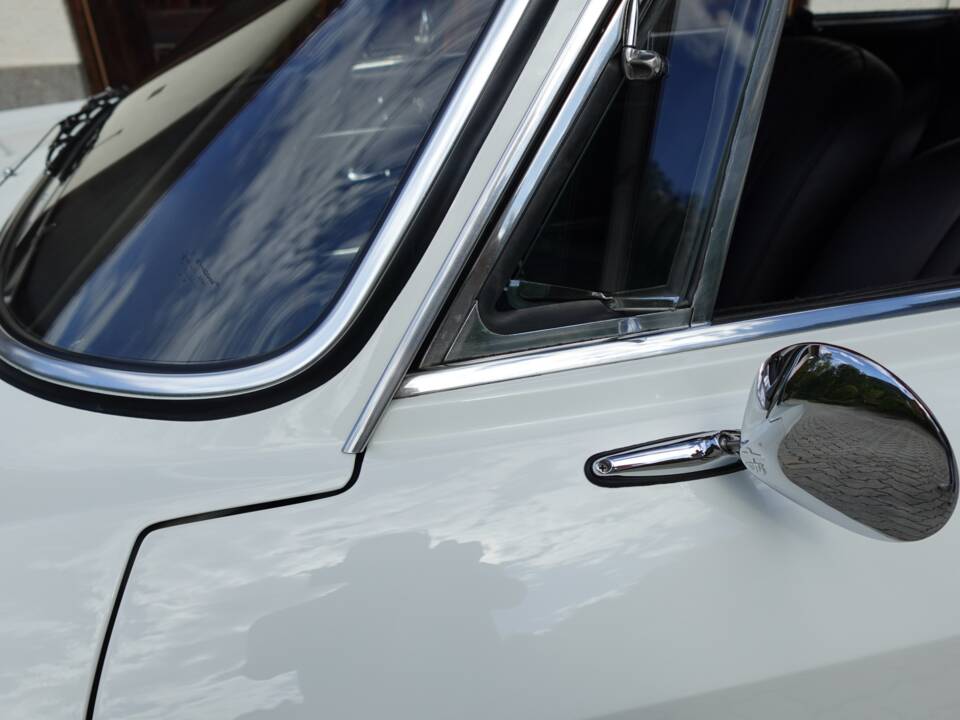 Bild 31/67 von Alfa Romeo Giulia 1300 GT Junior (1968)