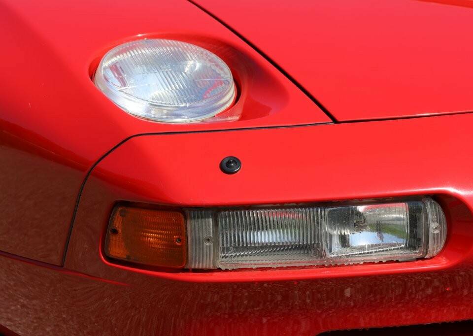 Afbeelding 10/35 van Porsche 928 S4 (1989)