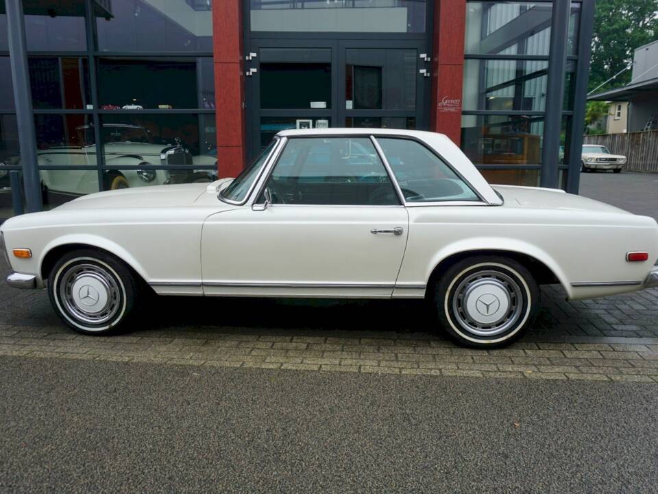 Image 4/35 of Mercedes-Benz 280 SL (1967)