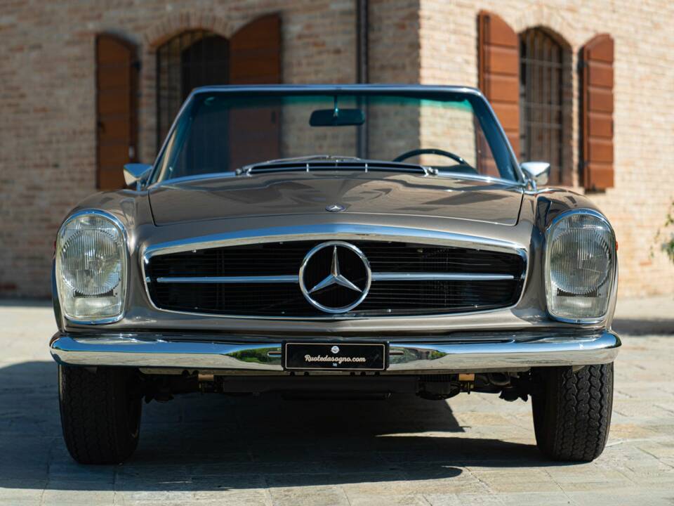 Immagine 3/50 di Mercedes-Benz 280 SL (1969)