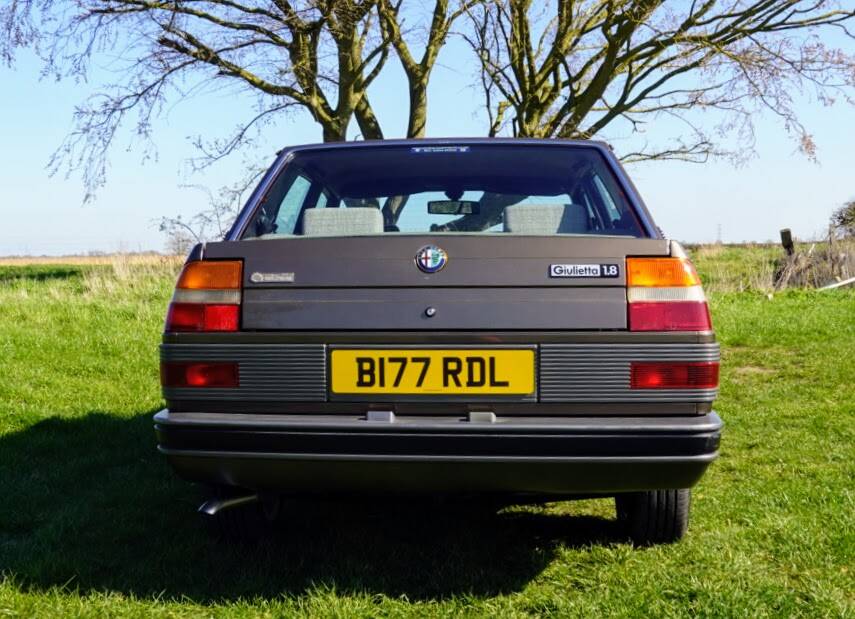 Image 14/20 of Alfa Romeo Giulietta 1.8 (1985)