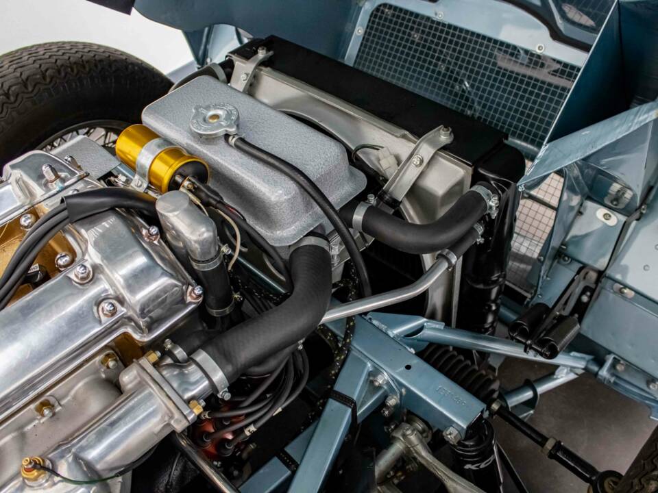 Bild 28/28 von Jaguar E-Type 4.2 (1965)