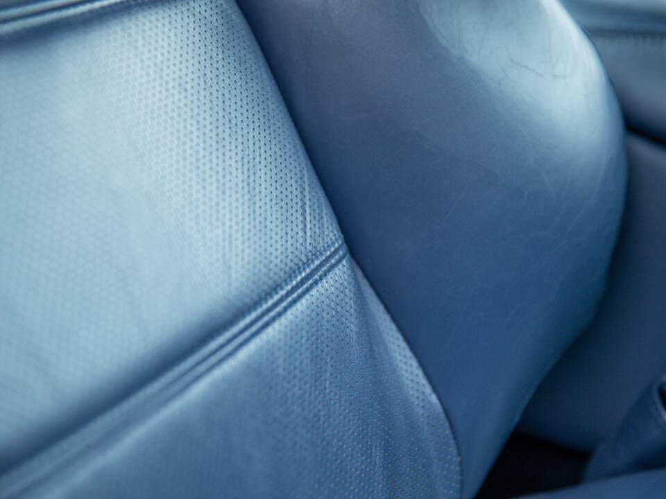 Image 55/74 of Aston Martin DB 7 GT (2004)