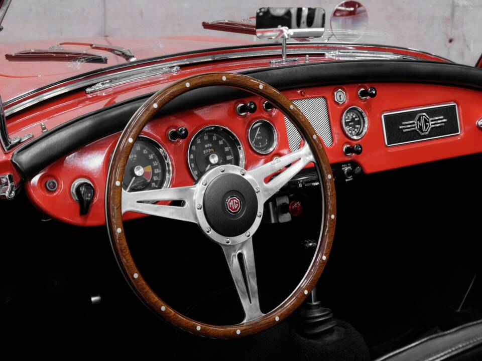 Imagen 17/45 de MG MGA 1500 (1957)