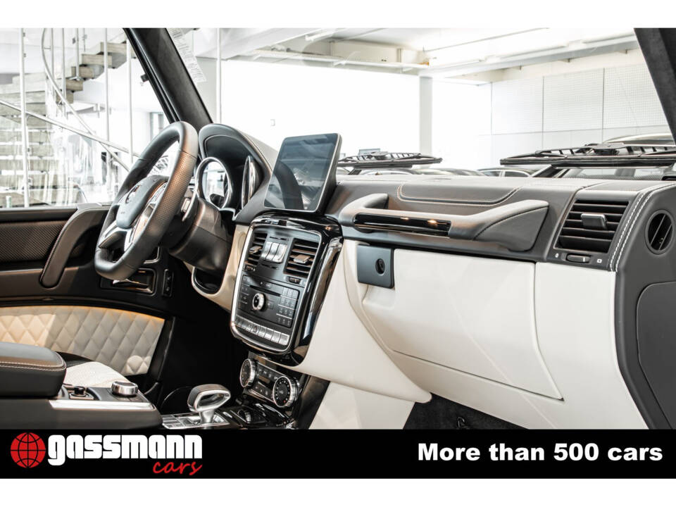 Image 14/15 of Mercedes-Benz G 63 AMG (LWB) (2018)