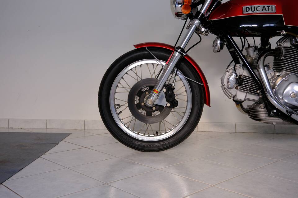 Immagine 45/96 di Ducati 750 GT (1974)