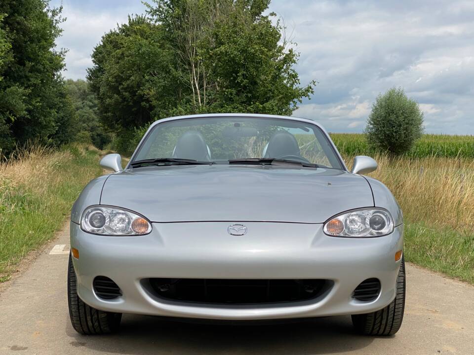 Afbeelding 3/63 van Mazda MX-5 1.6 (2004)
