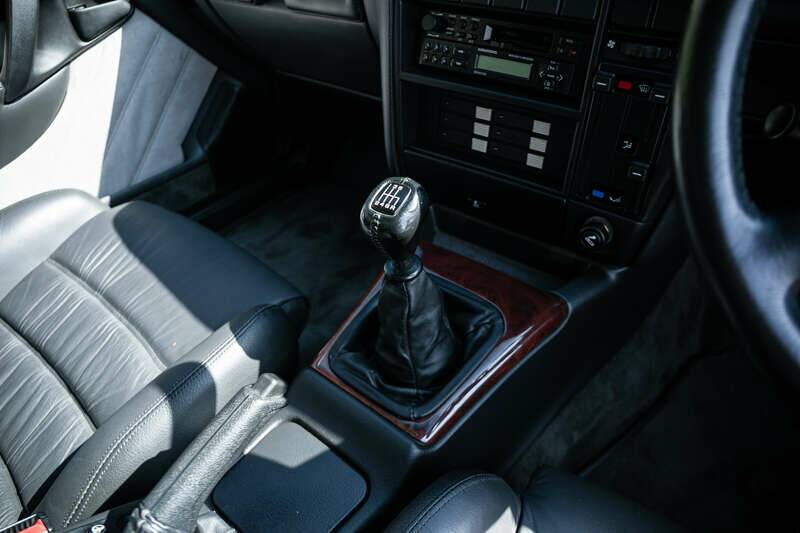 Image 24/37 de Vauxhall Lotus Carlton 3.6 (1993)