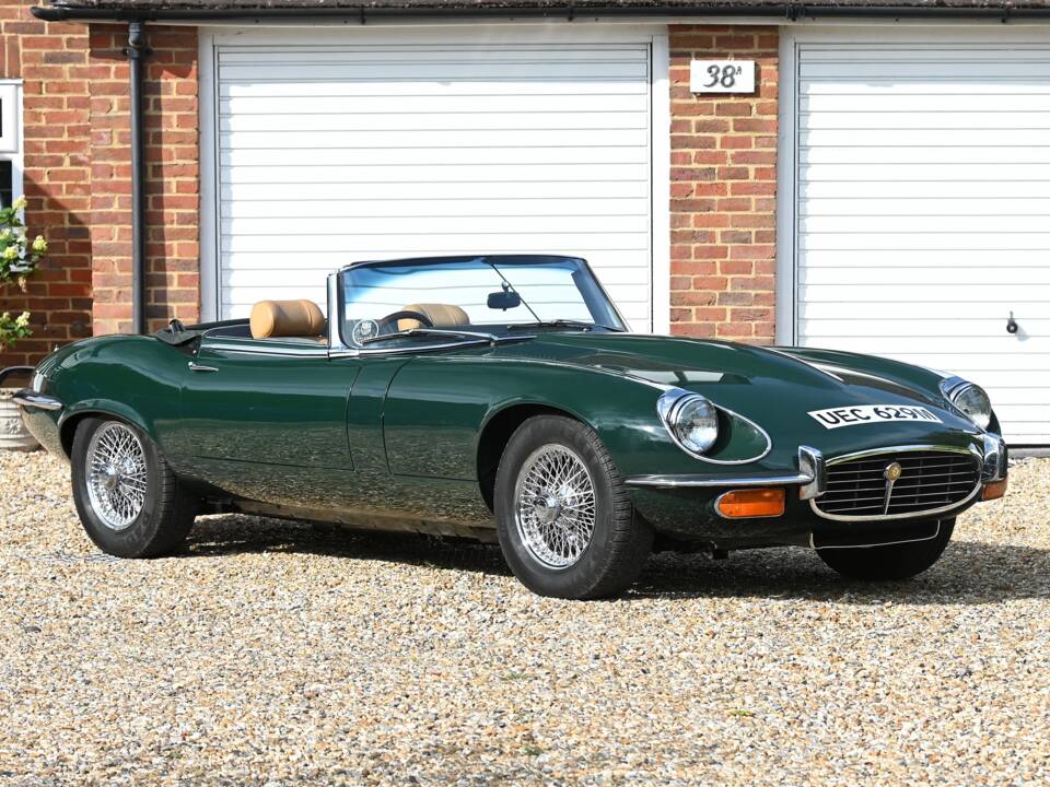 Image 1/26 de Jaguar Type E V12 (1973)