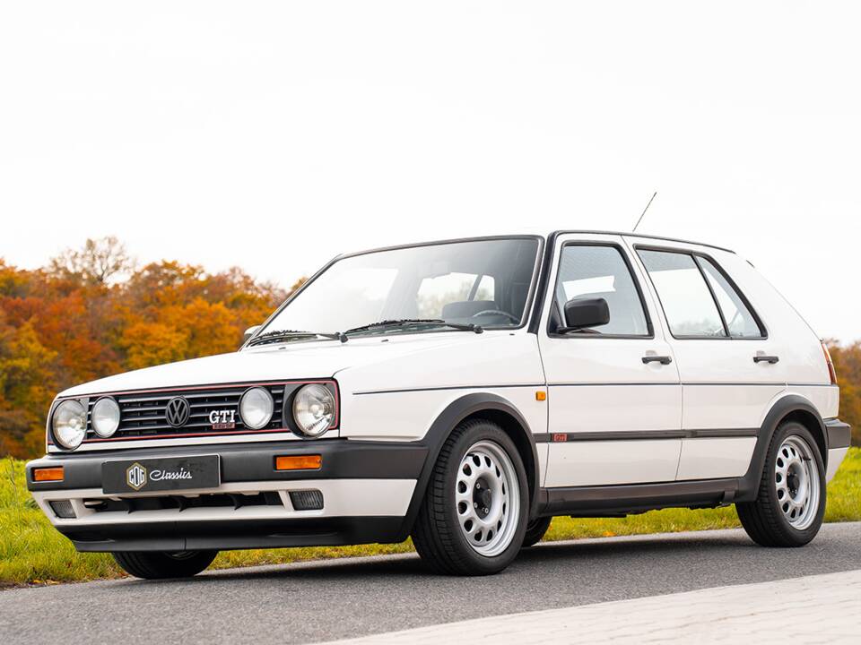 Image 3/48 de Volkswagen Golf Mk II GTi 16V 1.8 (1990)
