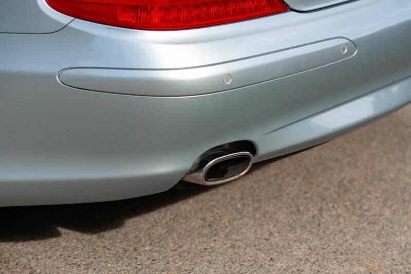 Image 27/50 of Mercedes-Benz SL 500 (2003)