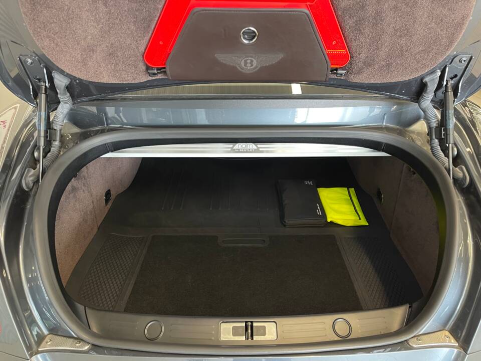 Bild 15/18 von Bentley Continental GT (2011)