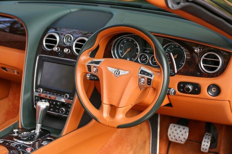 Bild 3/49 von Bentley Continental GTC V8 S (2017)