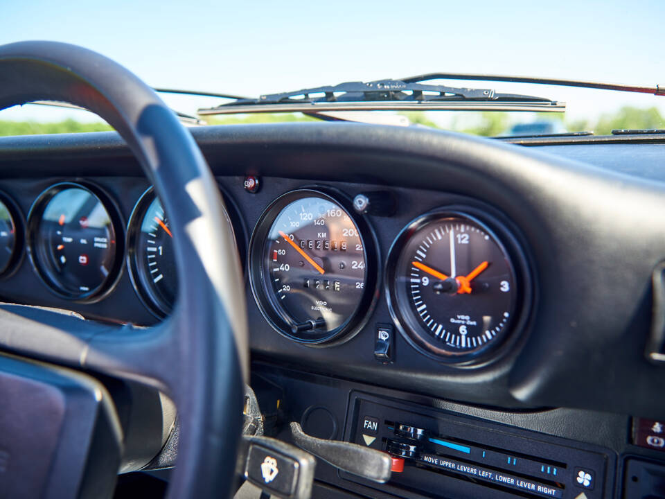 Image 44/44 of Porsche 911 SC 3.0 (1983)