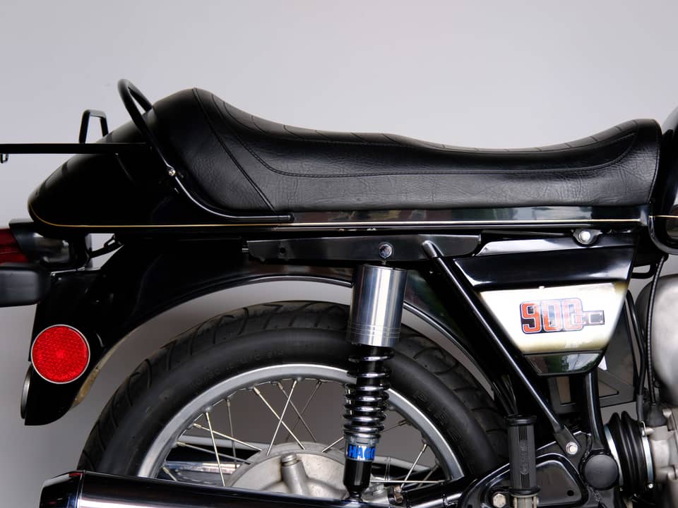 Image 13/91 of BMW R 90 S (1975)