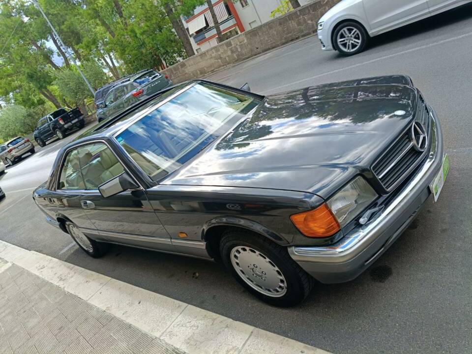 Bild 44/47 von Mercedes-Benz 560 SEC (1987)