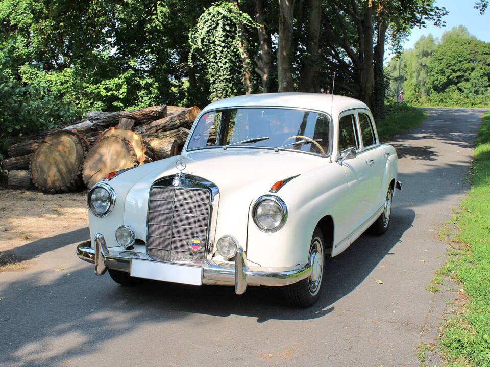 Image 8/52 of Mercedes-Benz 219 (1959)