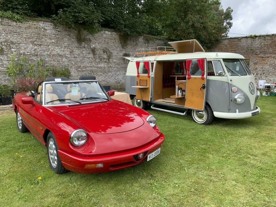 Image 15/50 of Alfa Romeo 2.0 Spider (1991)