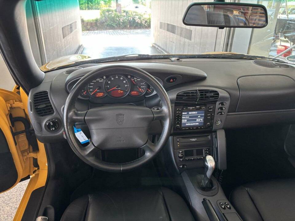 Bild 3/6 von Porsche 911 Carrera (1999)