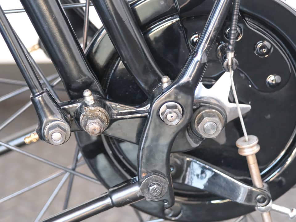 Image 13/99 of Brough-Superior SS 100 (1933)