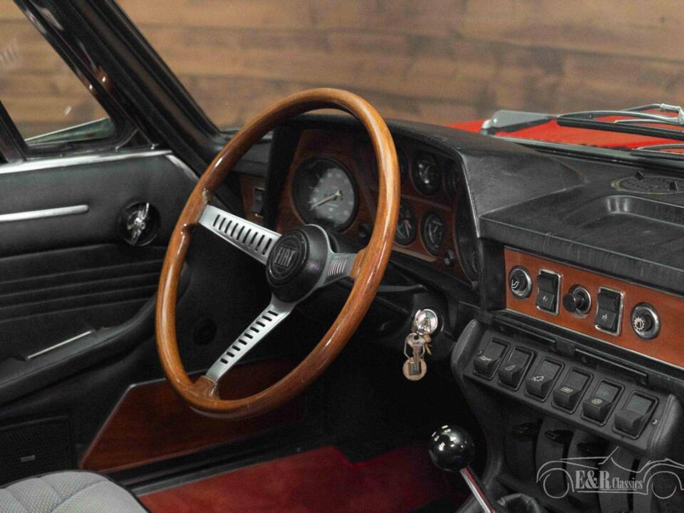 Bild 17/20 von FIAT Dino 2400 Coupe (1972)