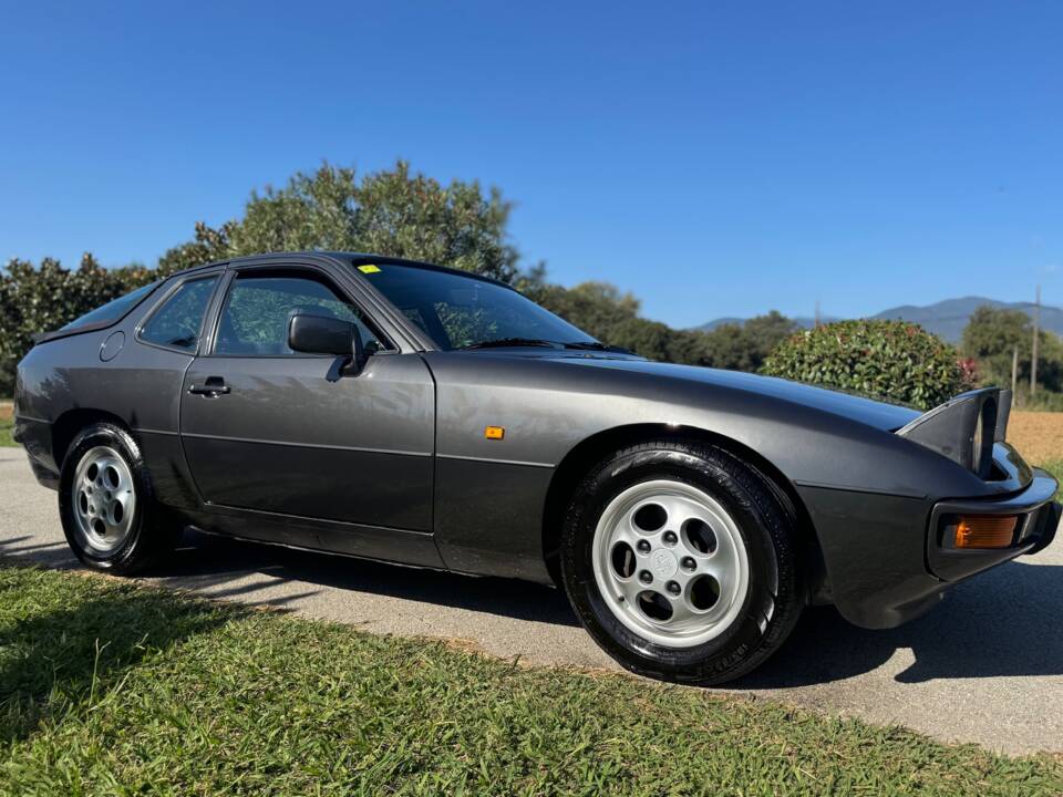 Image 9/35 of Porsche 924 S (1986)