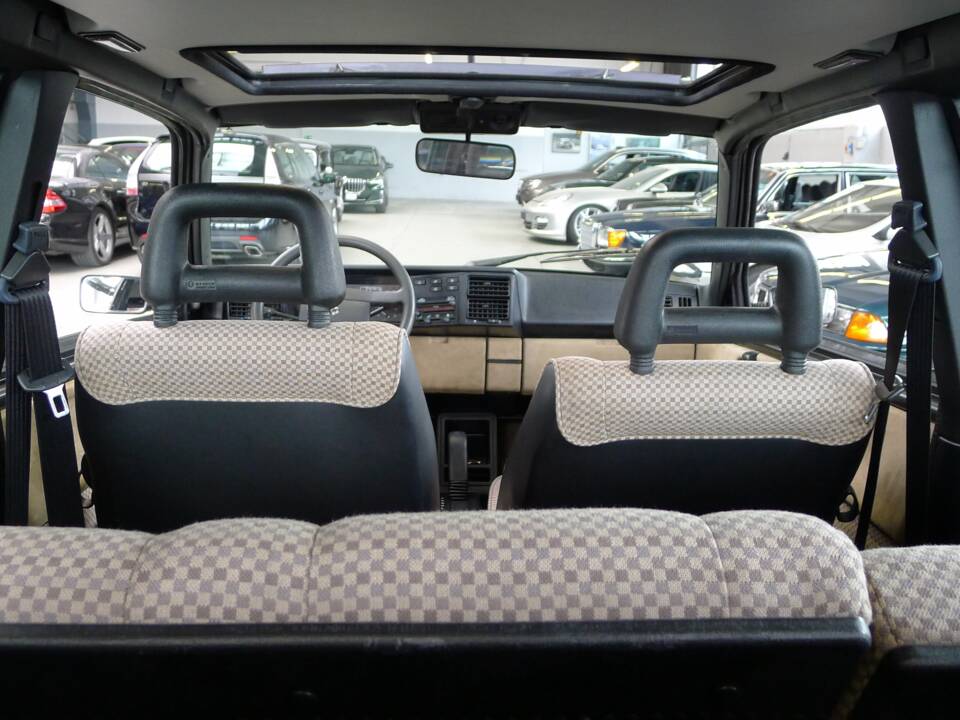 Image 44/47 of Lancia Y10 LX I.E. (1991)