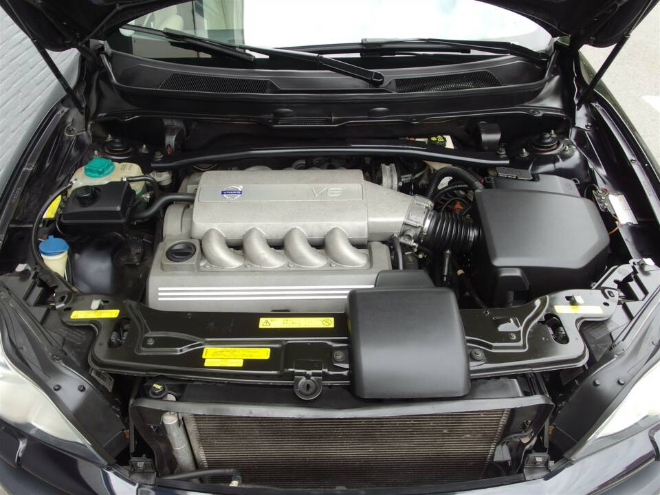 Bild 67/97 von Volvo XC90 V8 (2005)