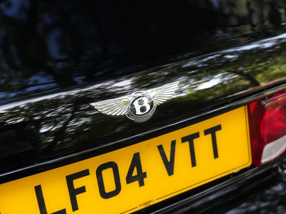Image 13/50 of Bentley Arnage T (2004)