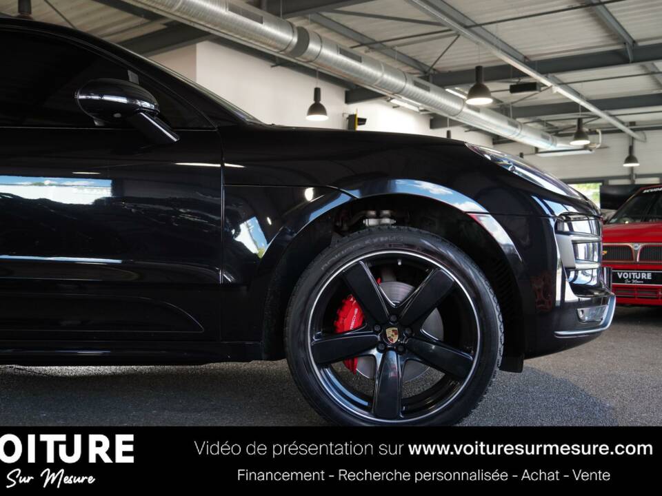 Image 24/29 de Porsche Macan Turbo (2017)
