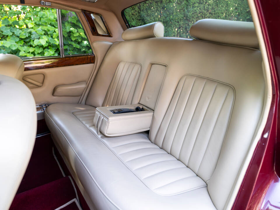 Bild 25/31 von Rolls-Royce Silver Shadow II (1978)