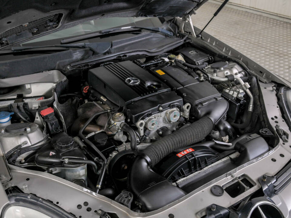 Image 48/50 of Mercedes-Benz SLK 200 Kompressor (2007)