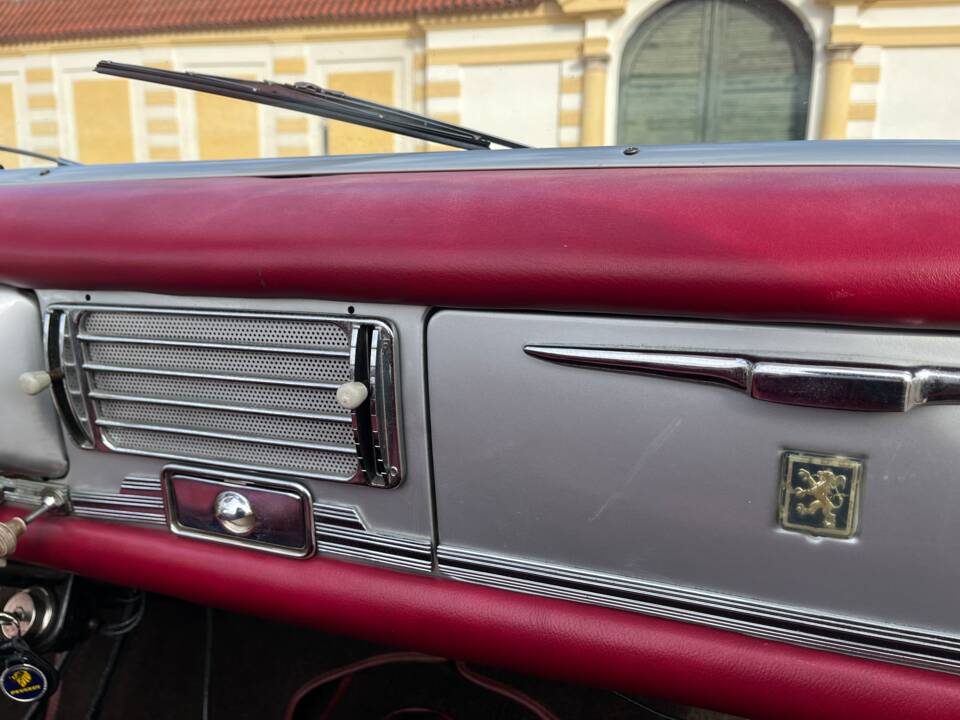 Immagine 53/87 di Peugeot 403 Cabriolet (1958)