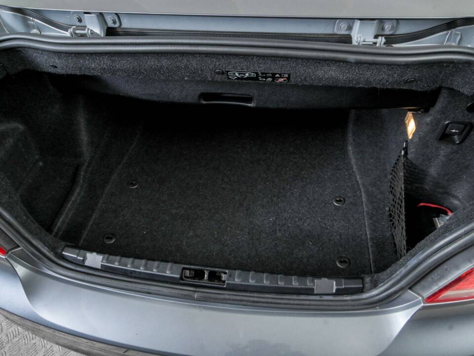 Immagine 43/50 di BMW 120i (2012)