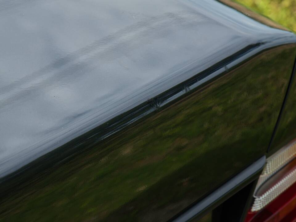 Image 55/63 of Mercedes-Benz 220 E (1993)