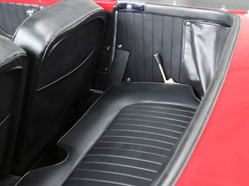 Bild 25/50 von Lancia Appia Convertible Vignale (1962)
