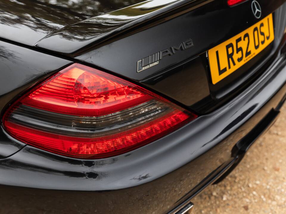 Image 49/50 of Mercedes-Benz SL 500 (2002)